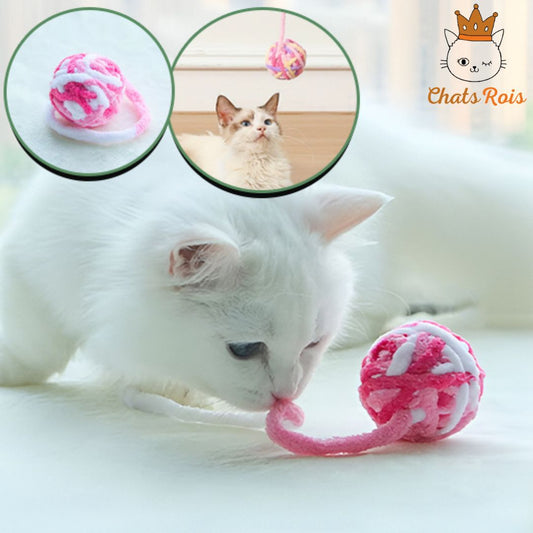 jouet-pour-chat-balle-a-laine-rose-bien-etre